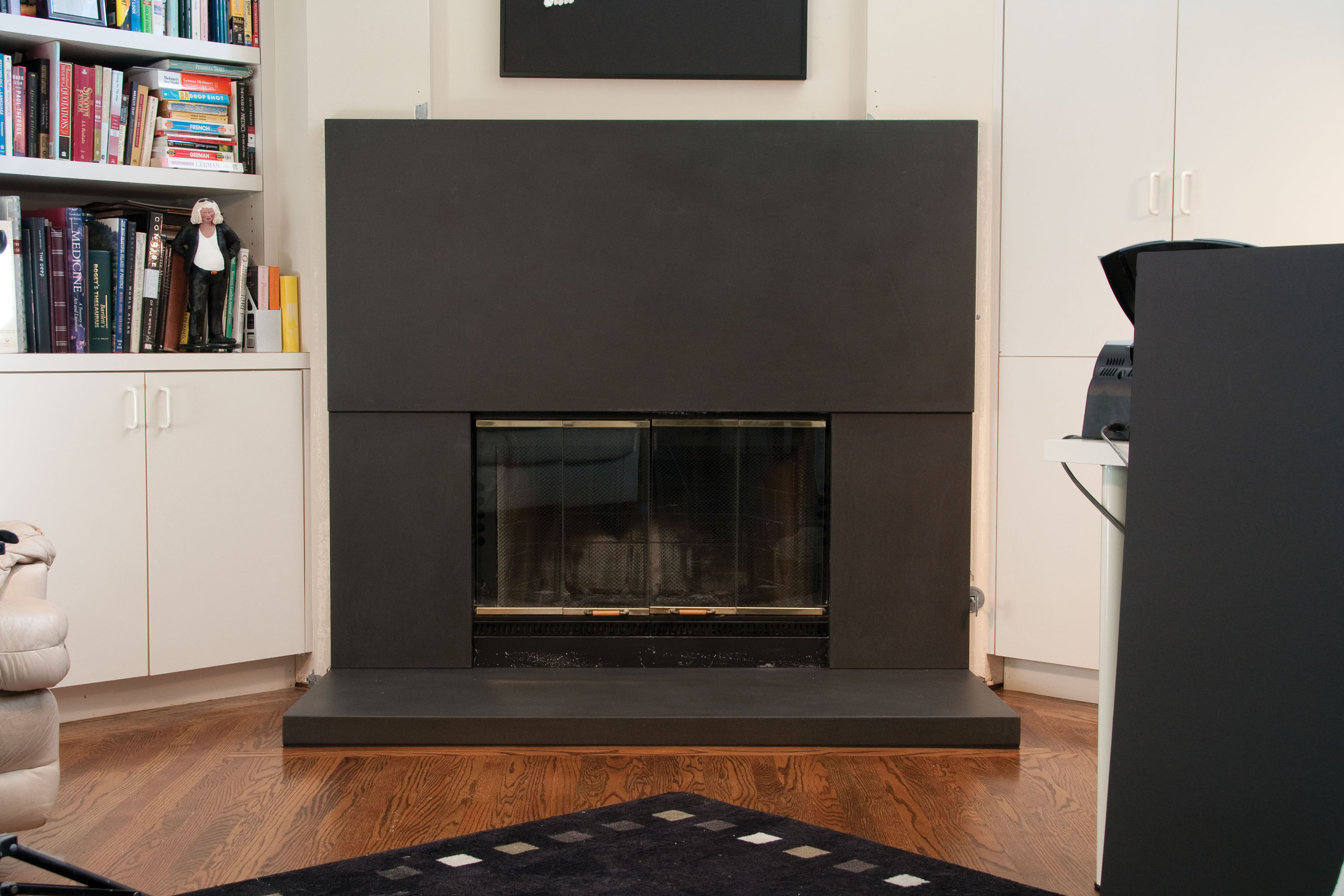 FPS32 | Contemporary Concrete Fireplace Surround